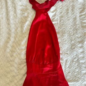 Edikted Elegant Red Dress